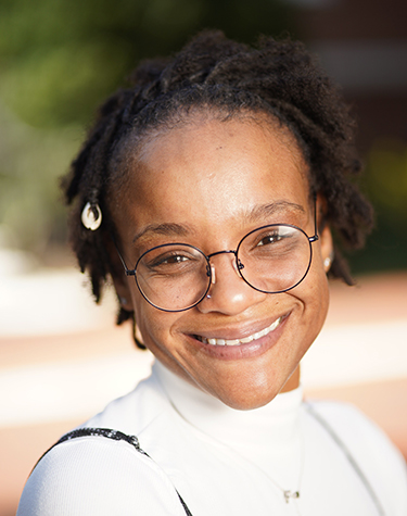 Nadia Stoddard